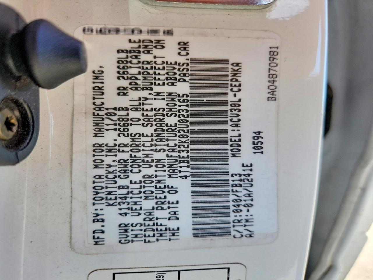 2002 TOYOTA CAMRY LE photo 12
