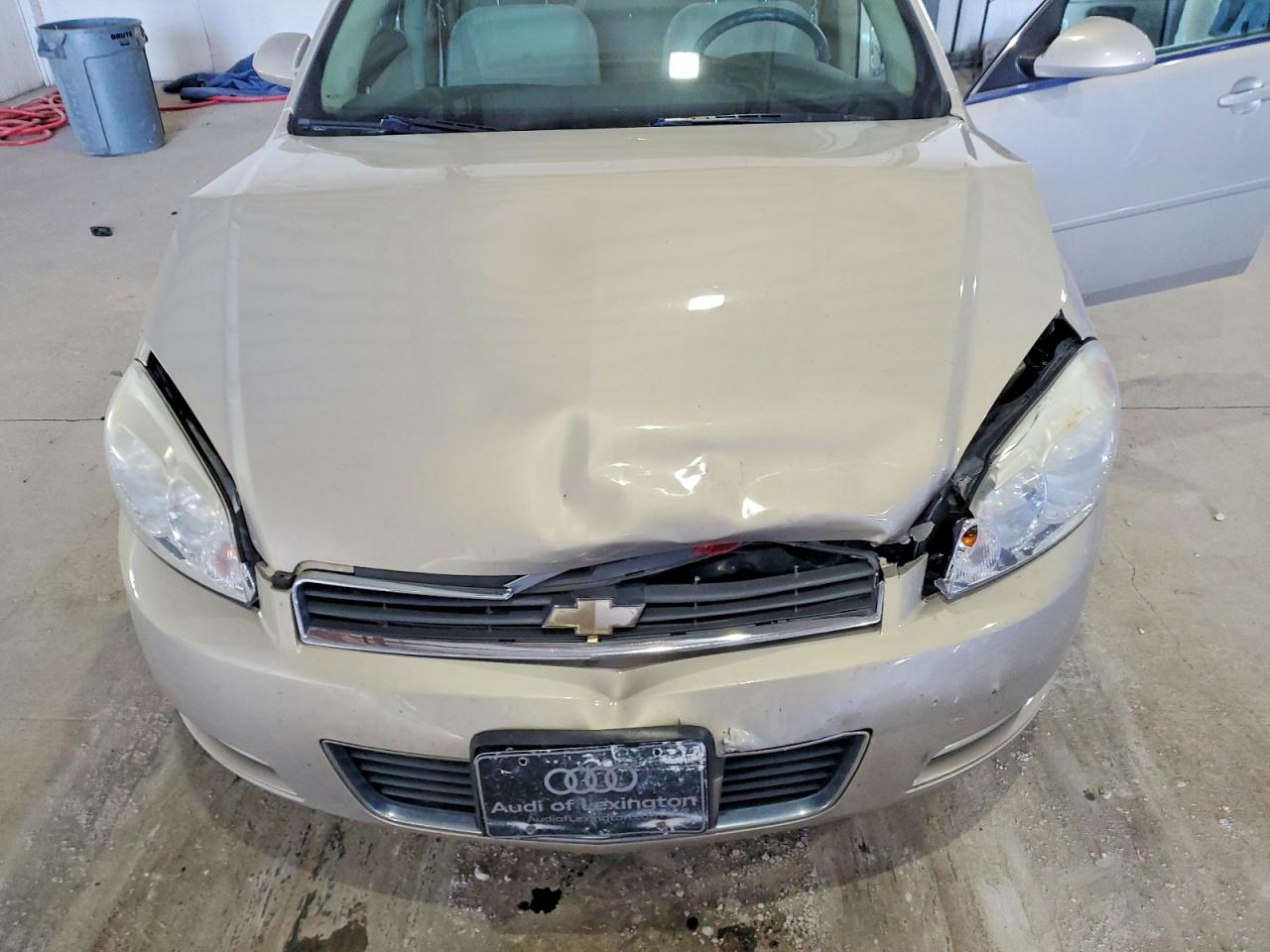 2010 CHEVROLET IMPALA LS photo 31