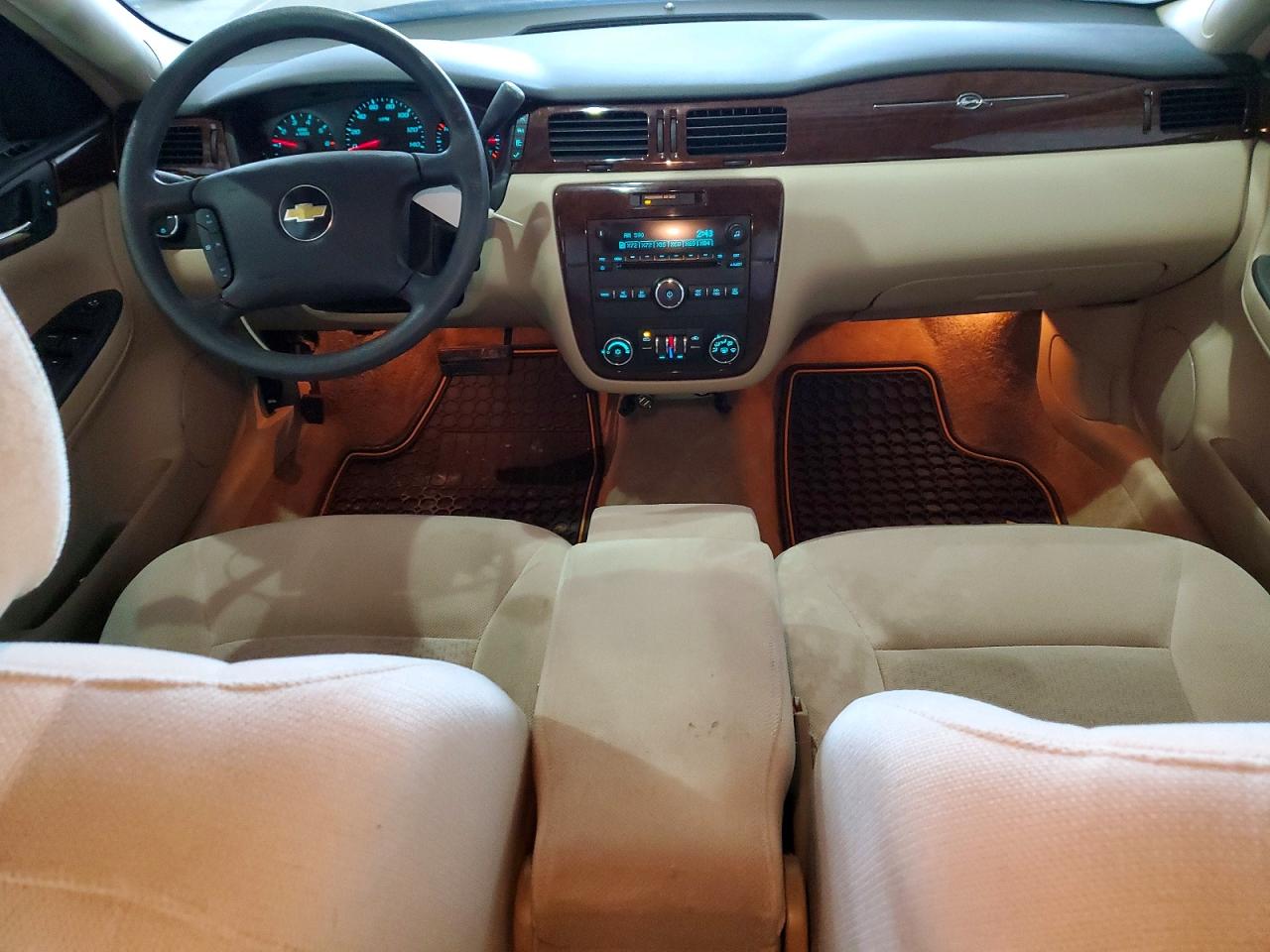 2010 CHEVROLET IMPALA LS photo 22