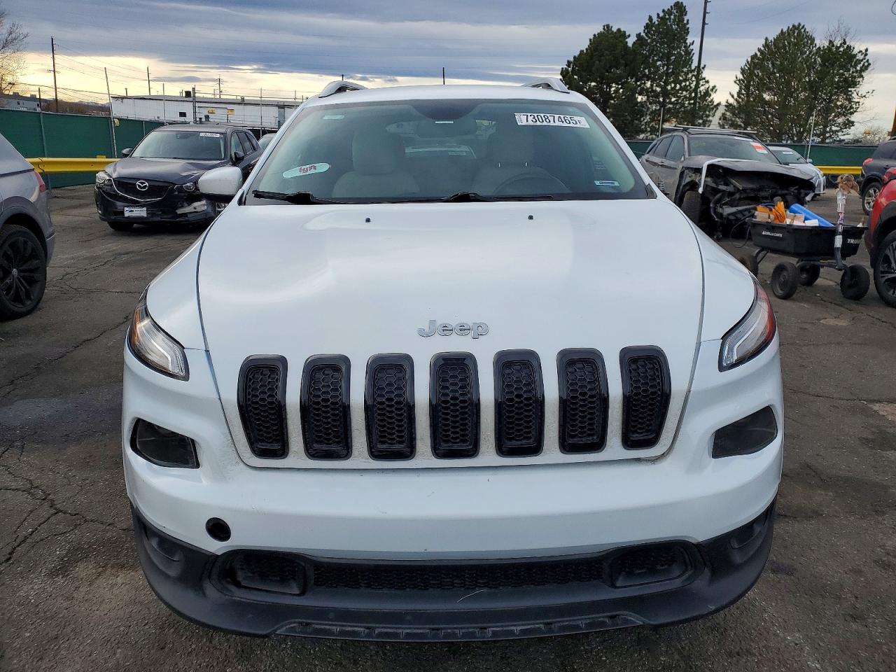2017 JEEP CHEROKEE LATITUDE photo 5