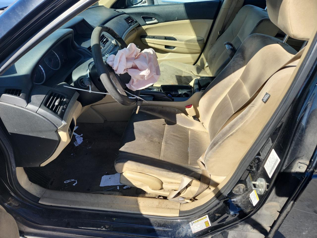 2012 HONDA ACCORD LX photo 7