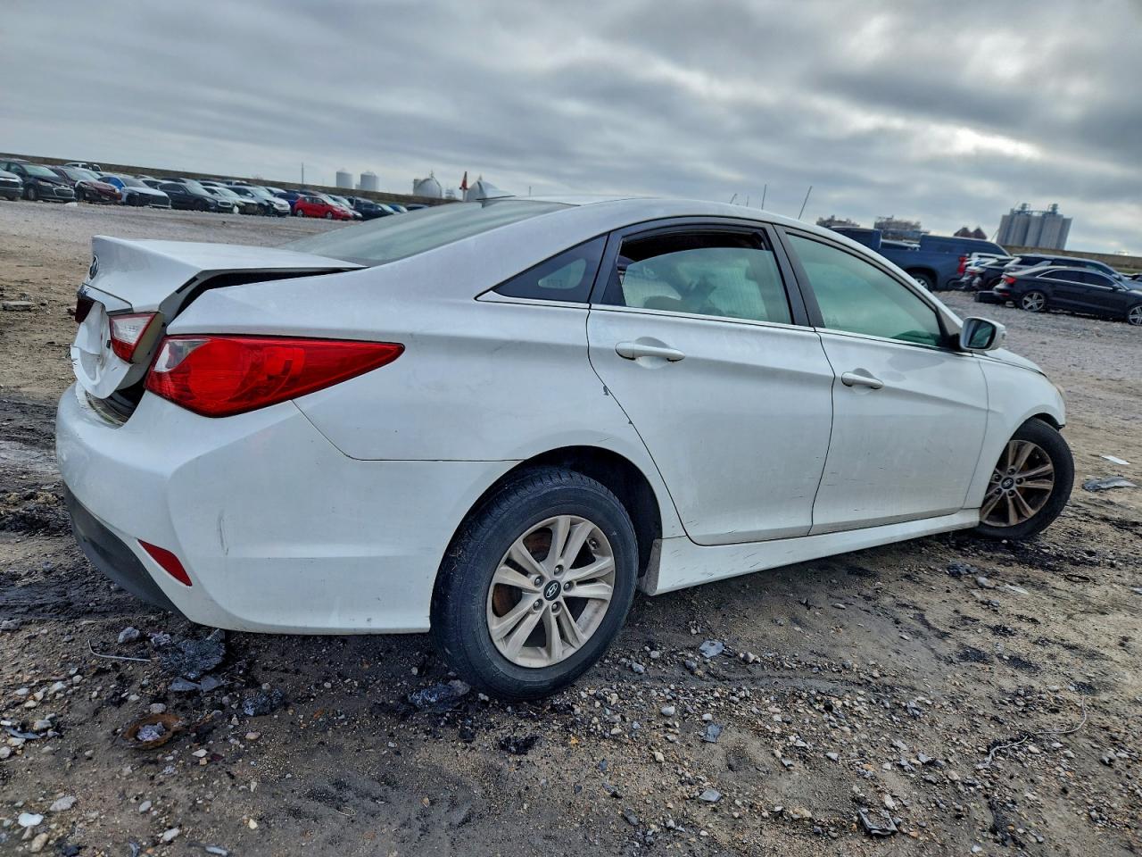 2014 HYUNDAI SONATA GLS photo 5