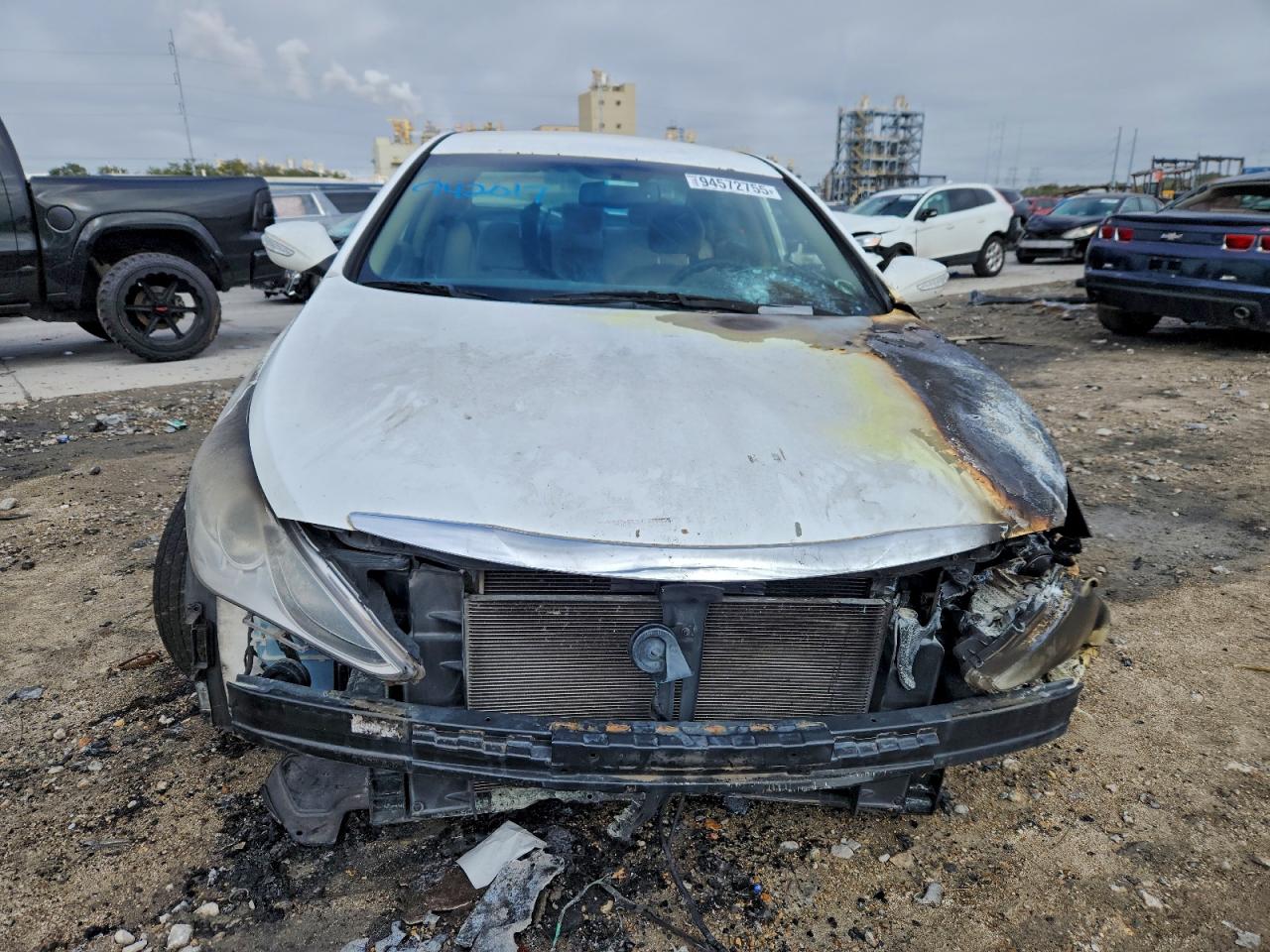 2014 HYUNDAI SONATA GLS photo 9