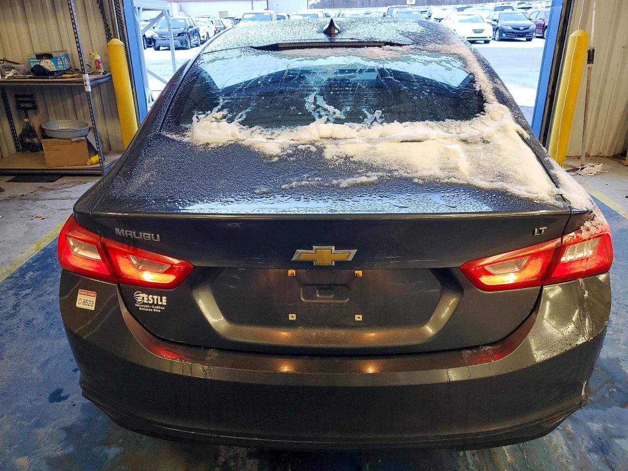 2017 CHEVROLET MALIBU LT photo 11