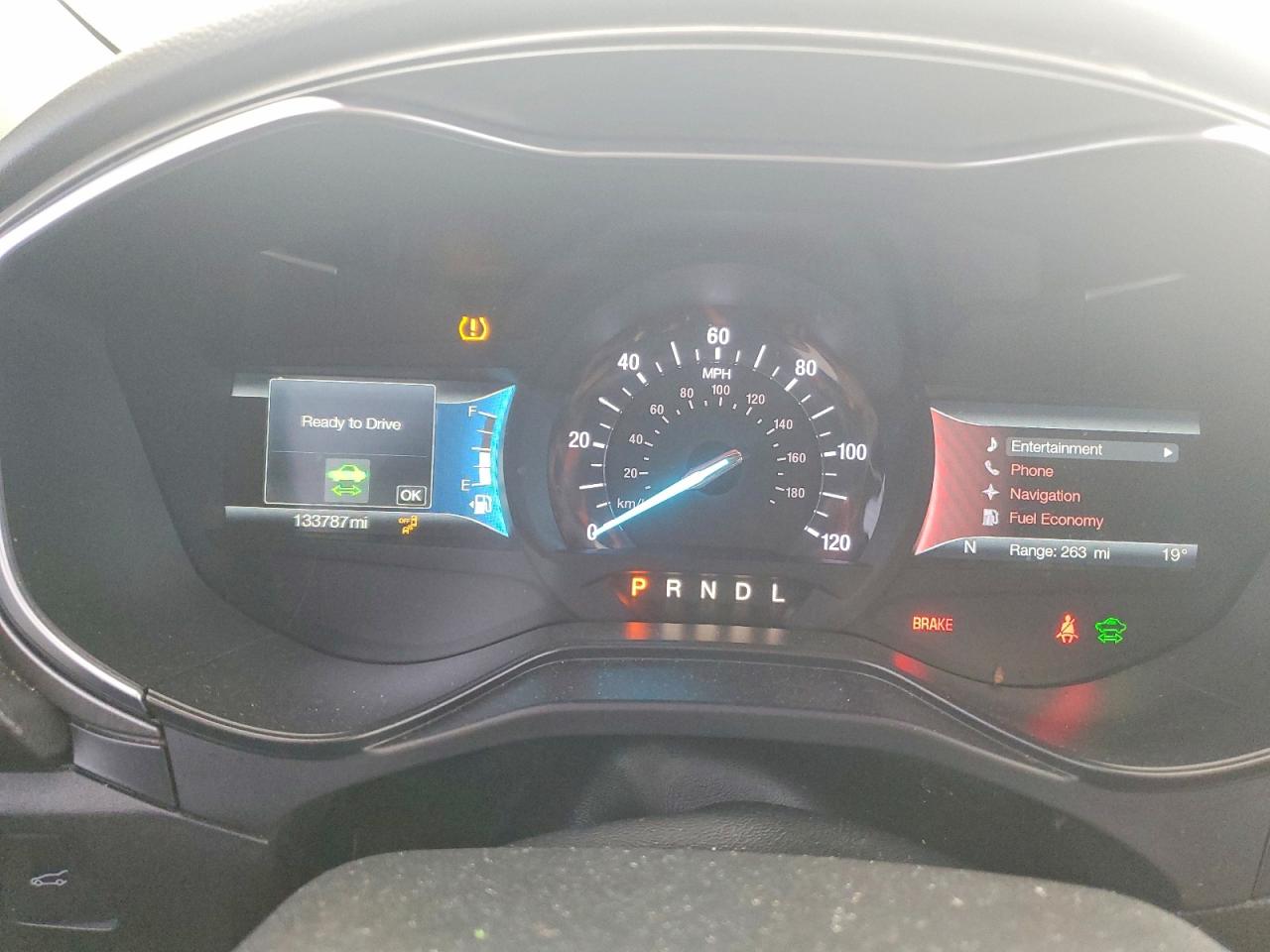 2019 FORD FUSION SEL photo 17