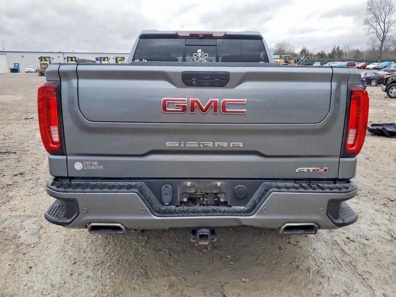2019 GMC SIERRA K1500 AT4 photo 6