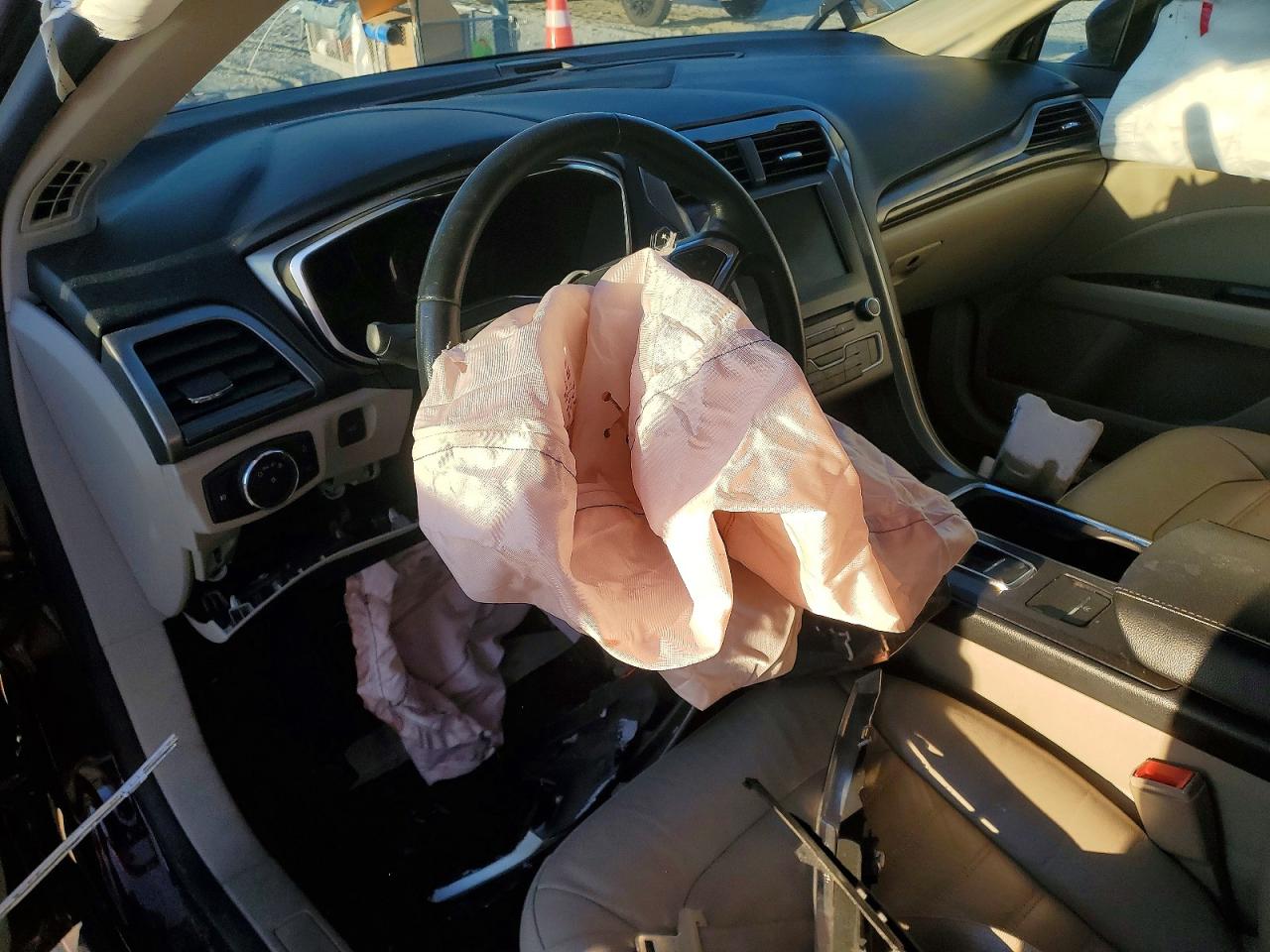 2017 FORD FUSION SE photo 22