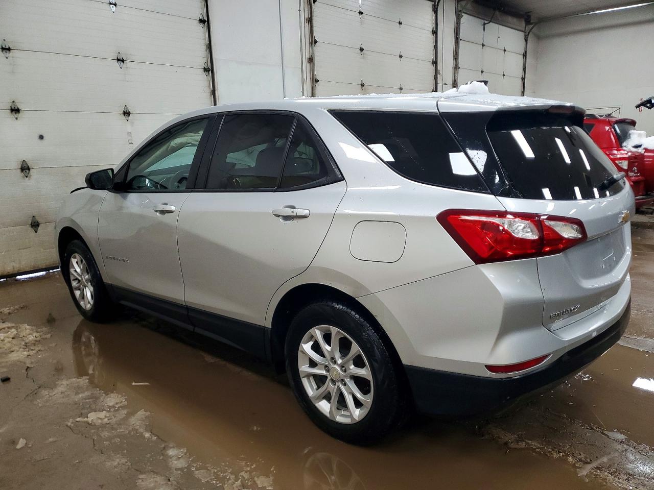 2019 CHEVROLET EQUINOX LS photo 3