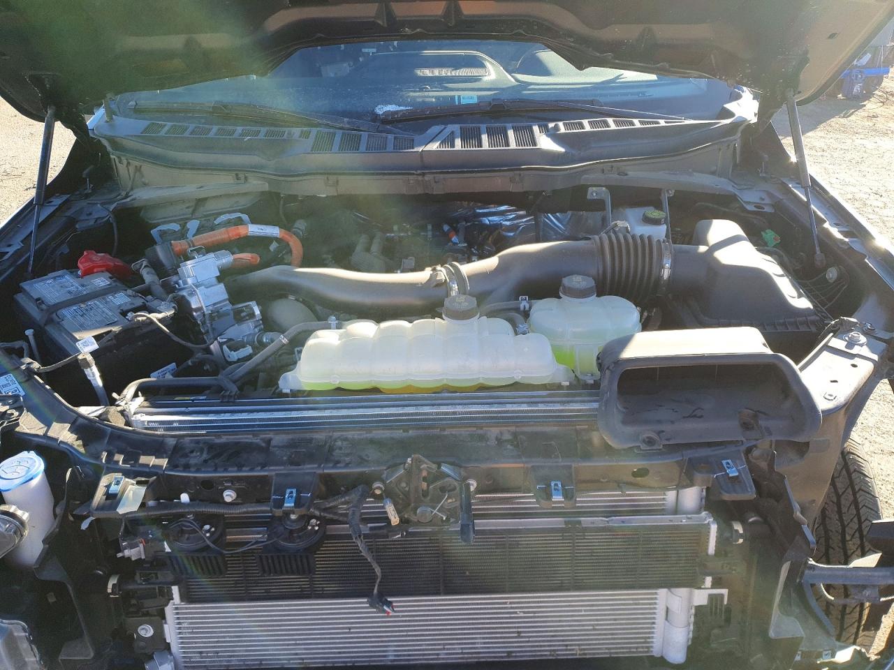 2025 FORD F150 LARIAT photo 31