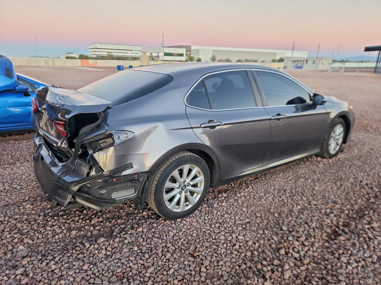 2018 TOYOTA CAMRY L photo 5