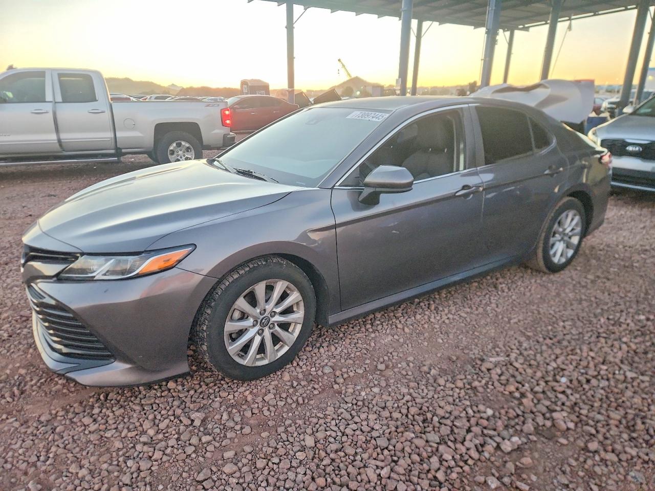 2018 TOYOTA CAMRY