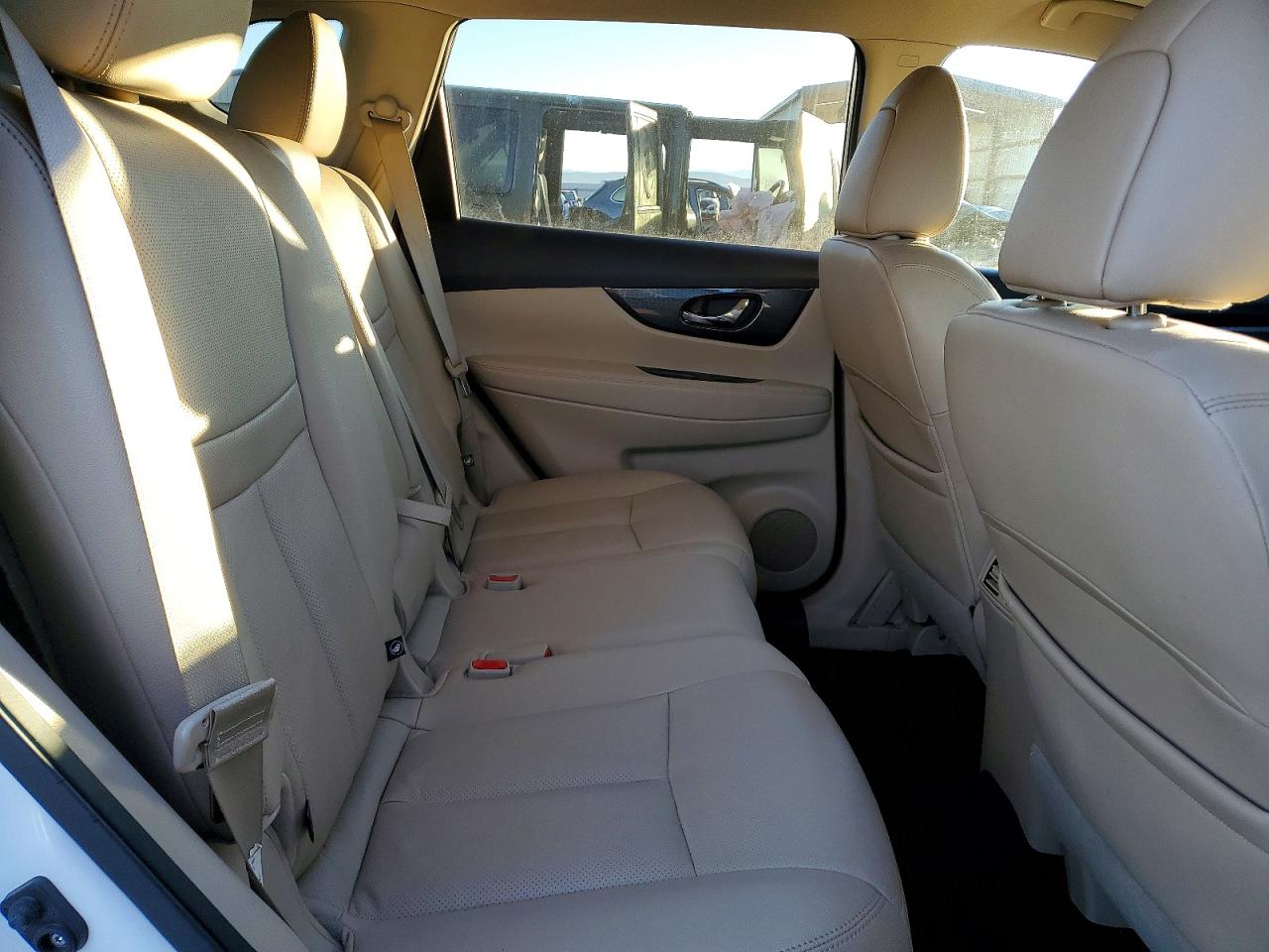 2016 NISSAN ROGUE S photo 28