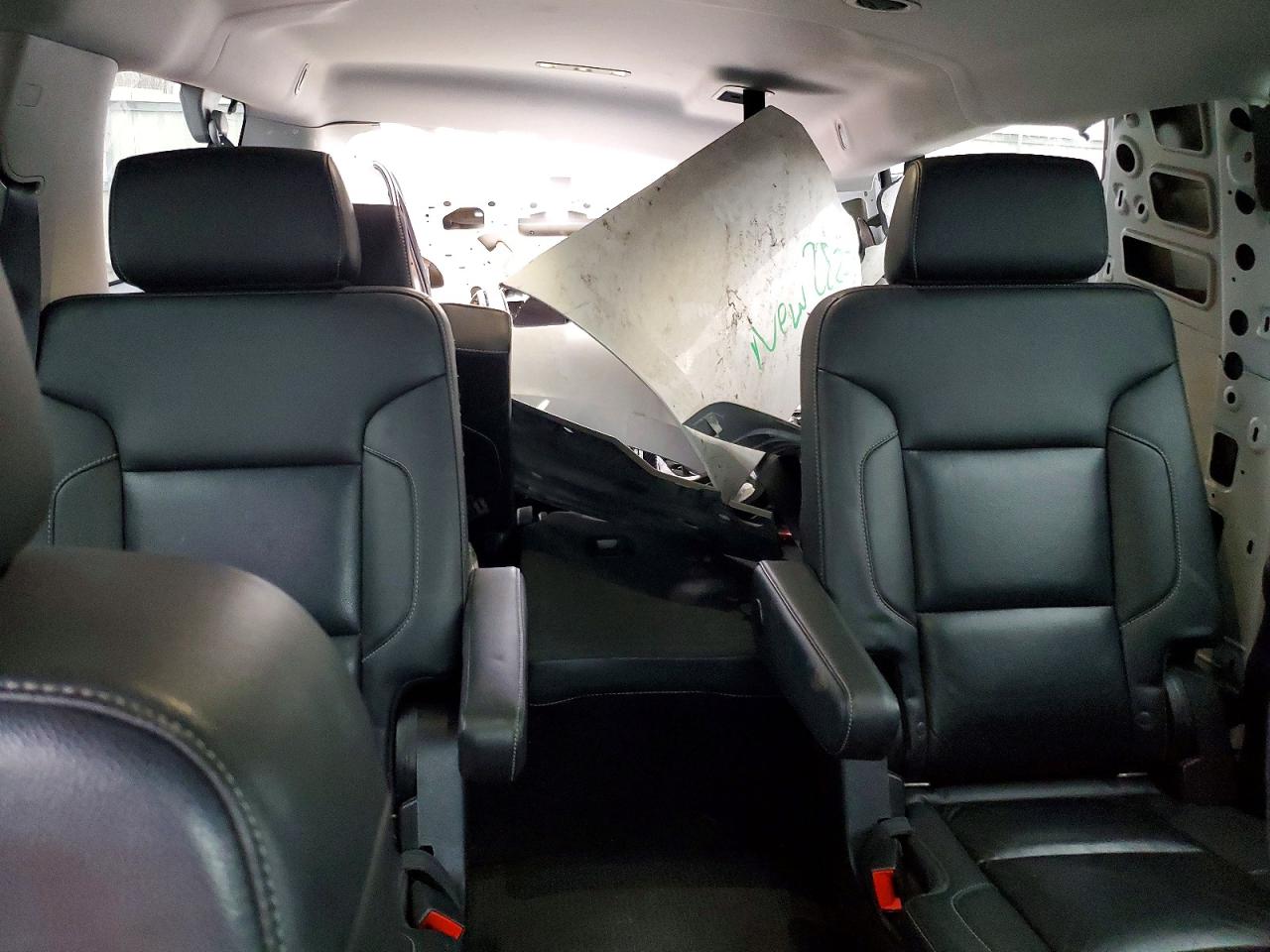 2018 CHEVROLET SUBURBAN C1500 LT photo 28