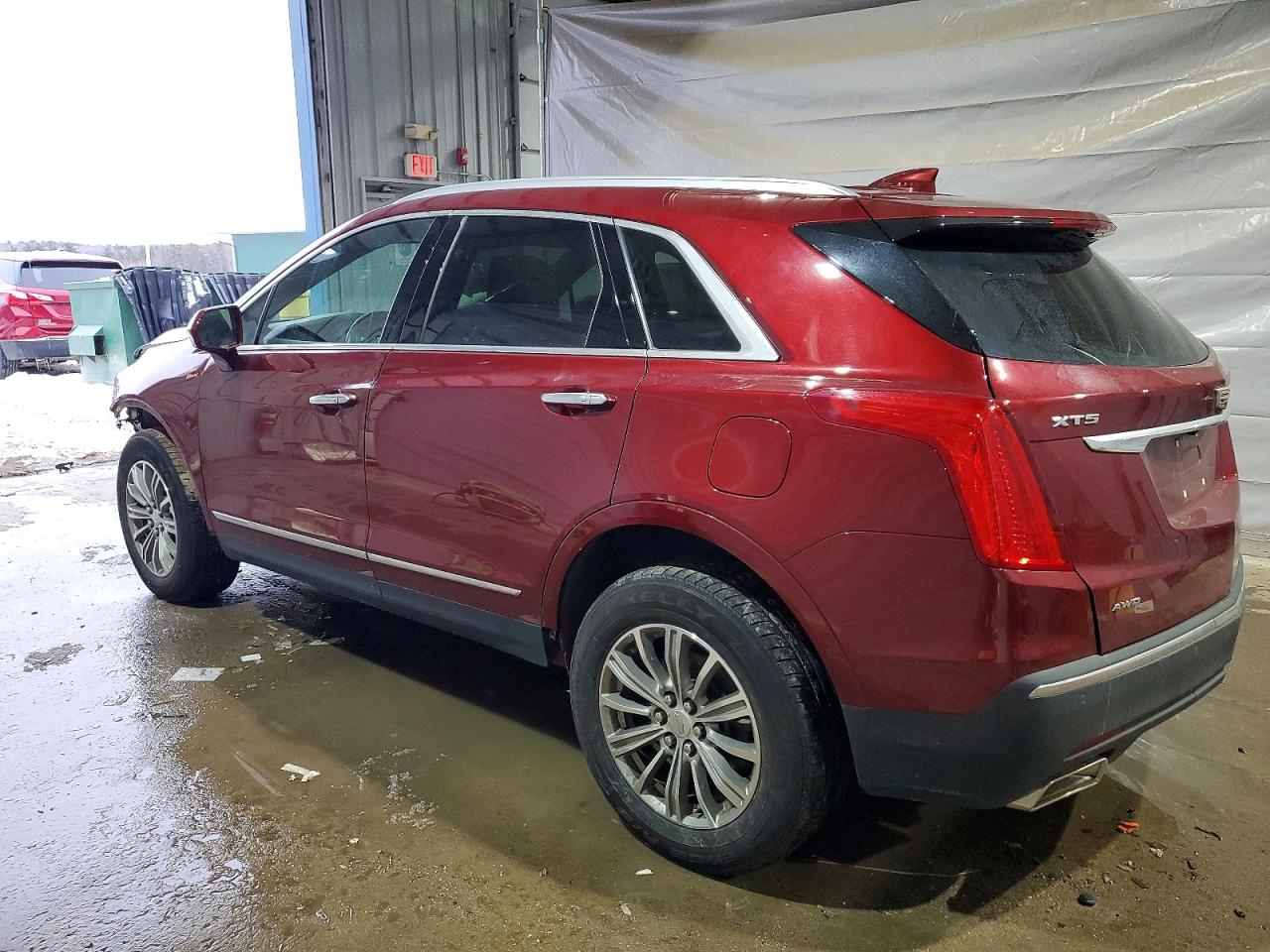 2017 CADILLAC XT5 LUXURY photo 4