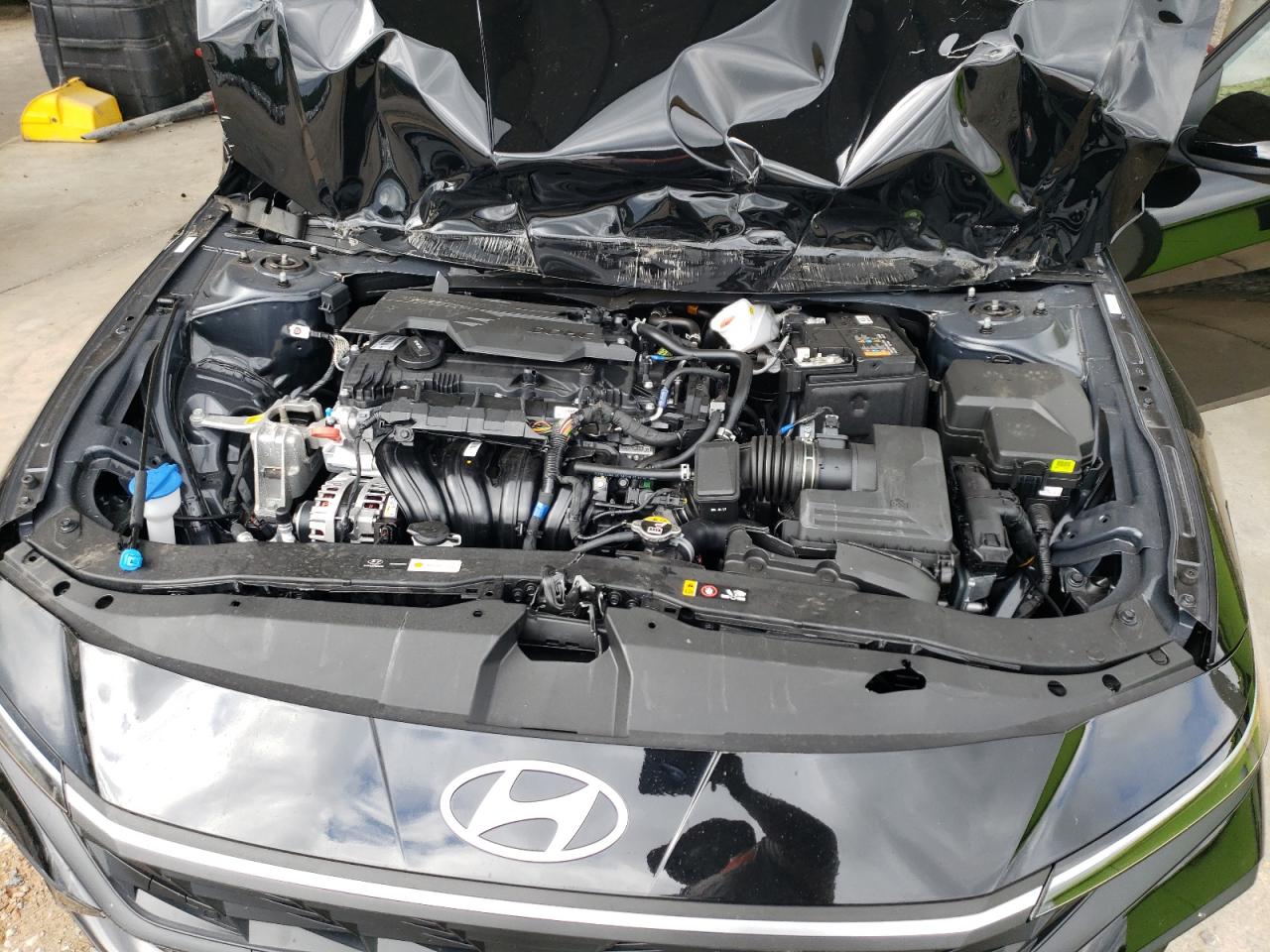 2024 HYUNDAI ELANTRA SEL photo 21