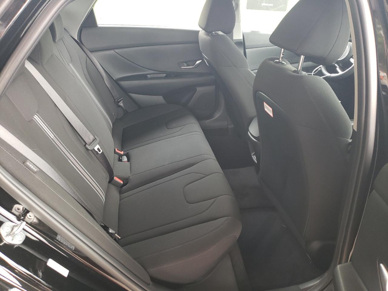2024 HYUNDAI ELANTRA SEL photo 19
