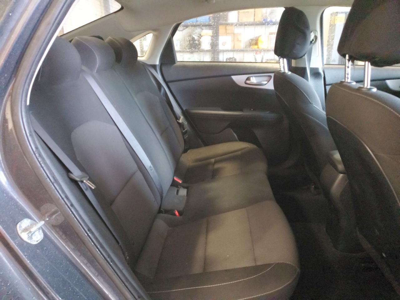 2023 KIA FORTE LX photo 19