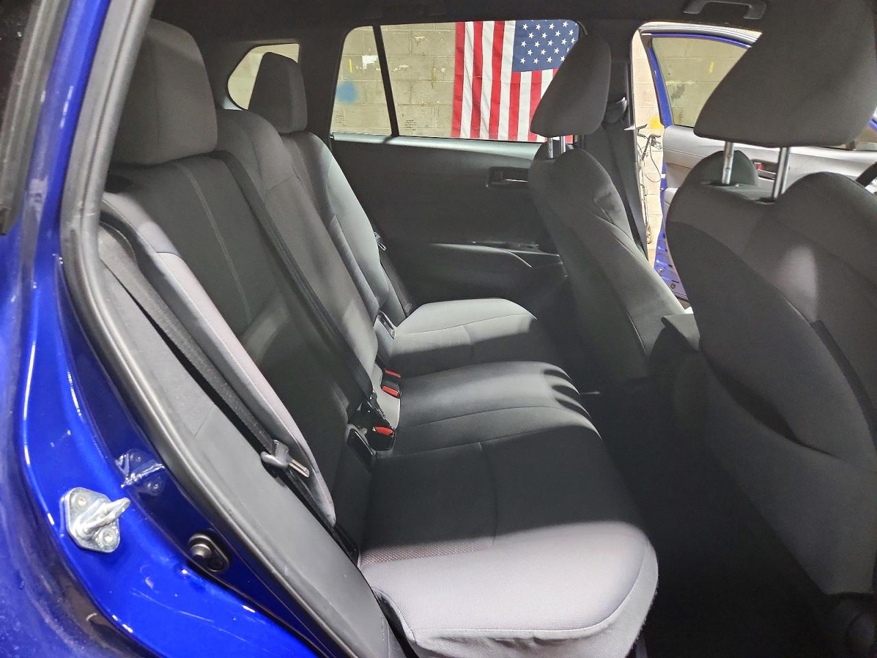 2023 TOYOTA COROLLA CROSS LE photo 11