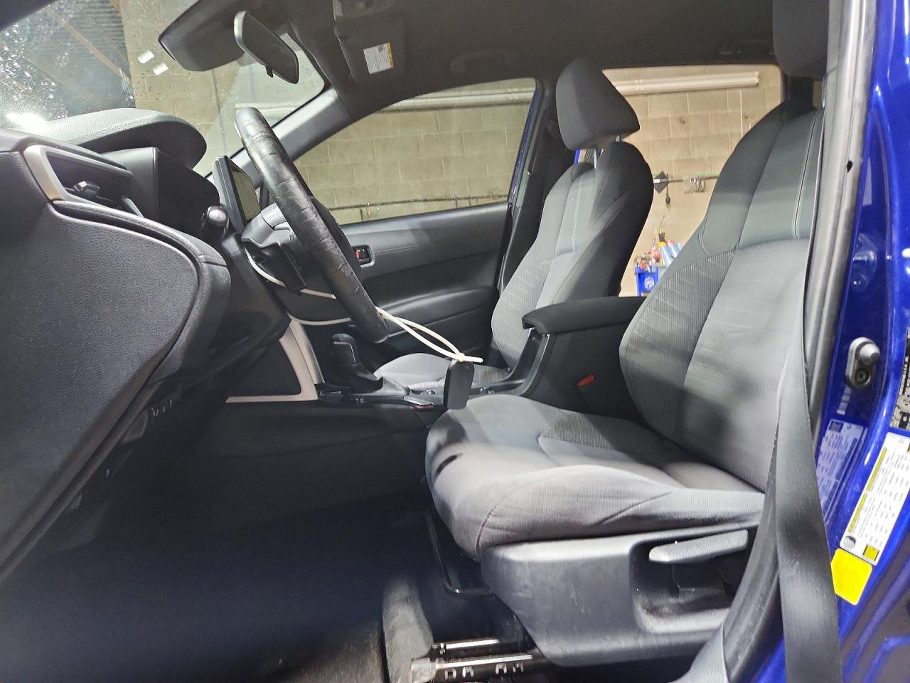 2023 TOYOTA COROLLA CROSS LE photo 7
