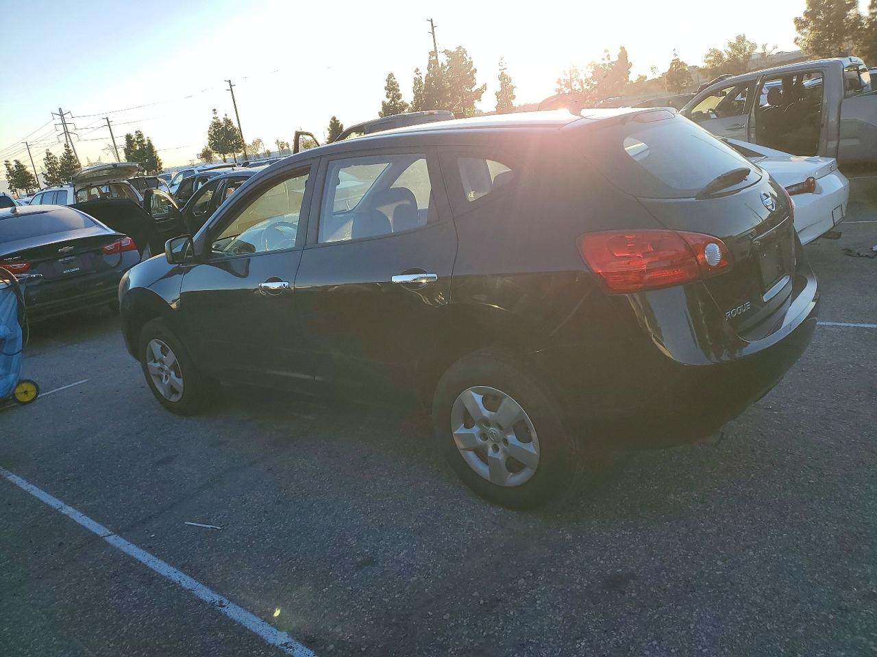 2010 NISSAN ROGUE S photo 4