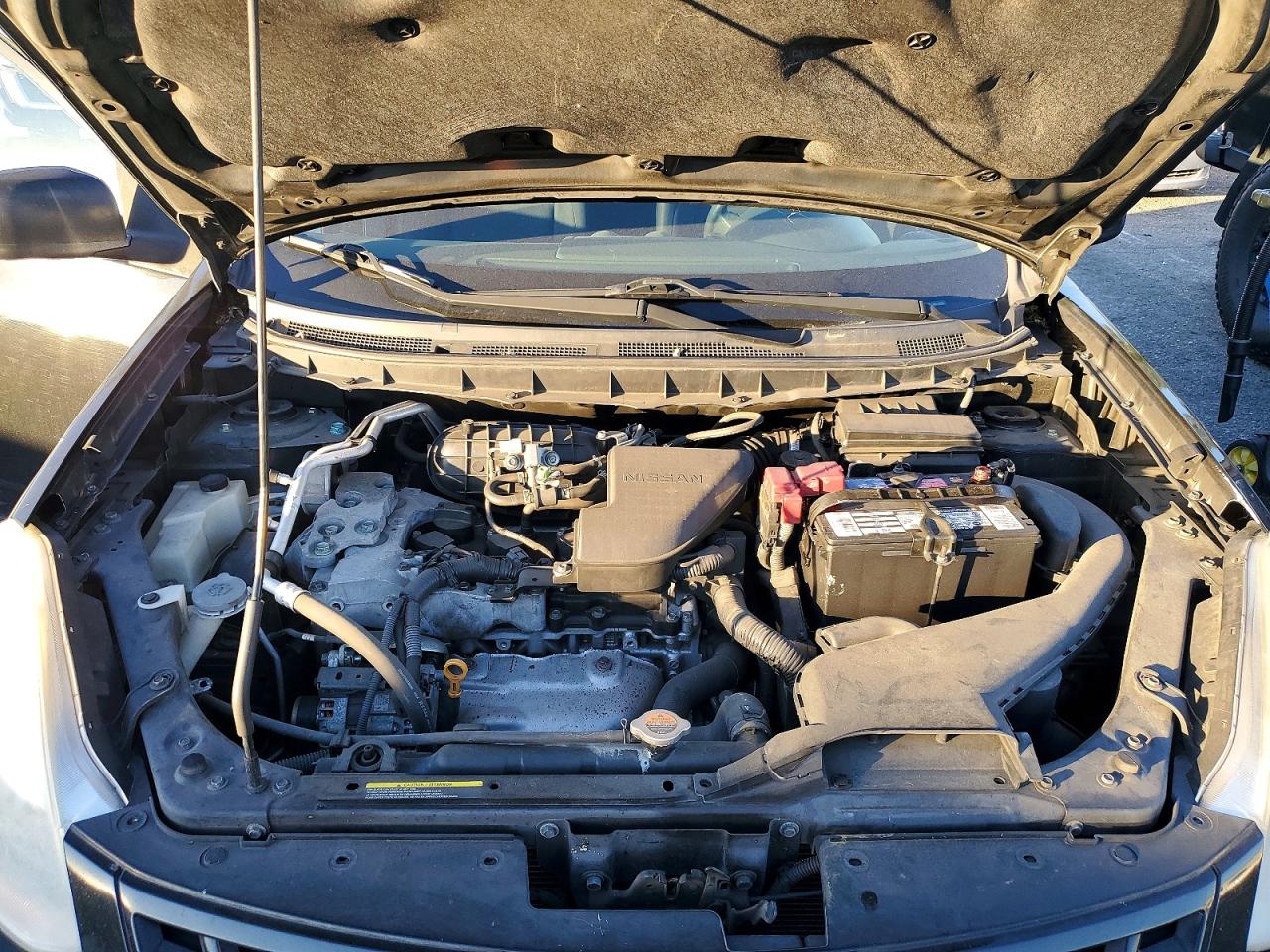 2010 NISSAN ROGUE S photo 31