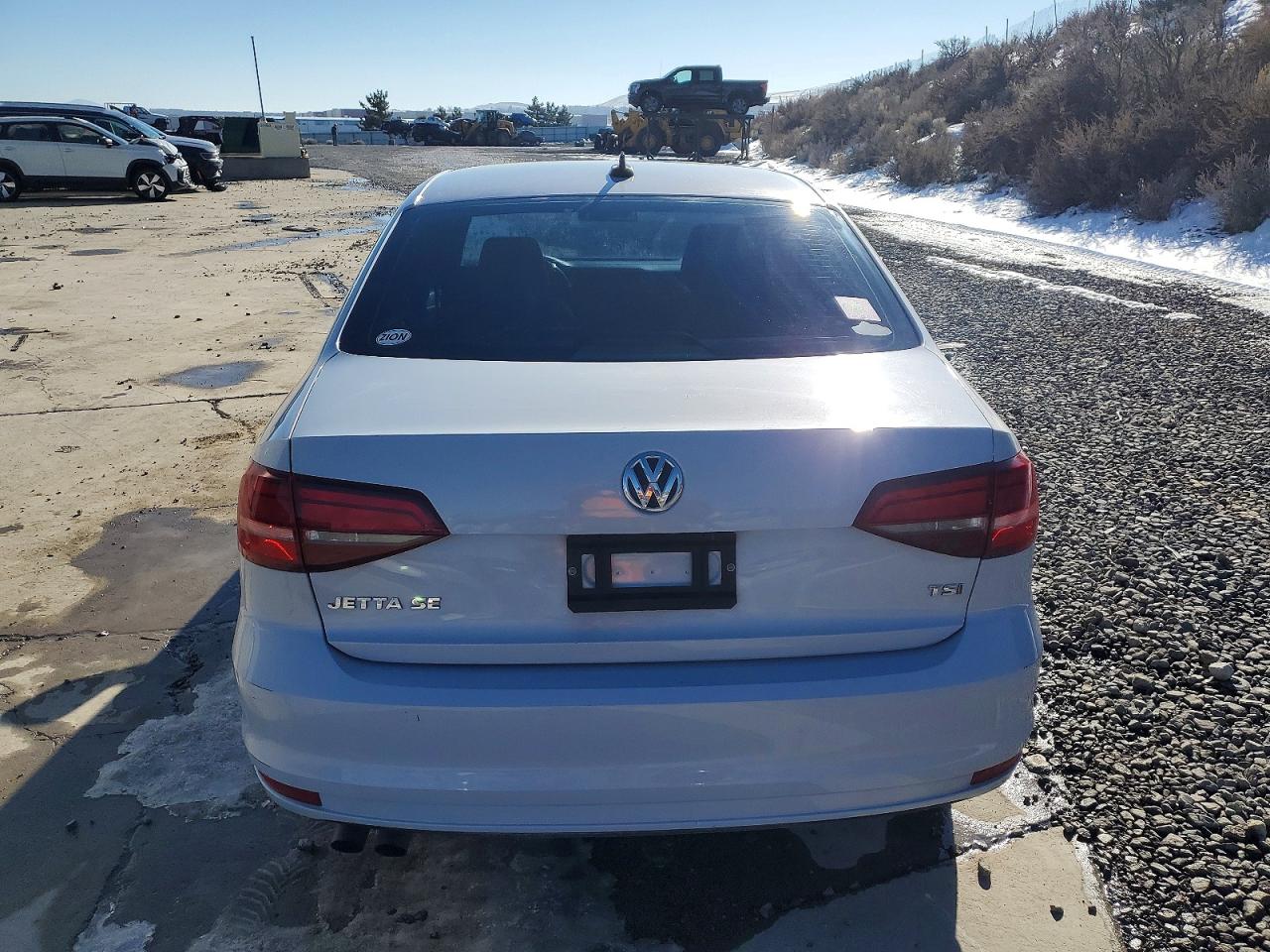 2017 VOLKSWAGEN JETTA SE photo 16