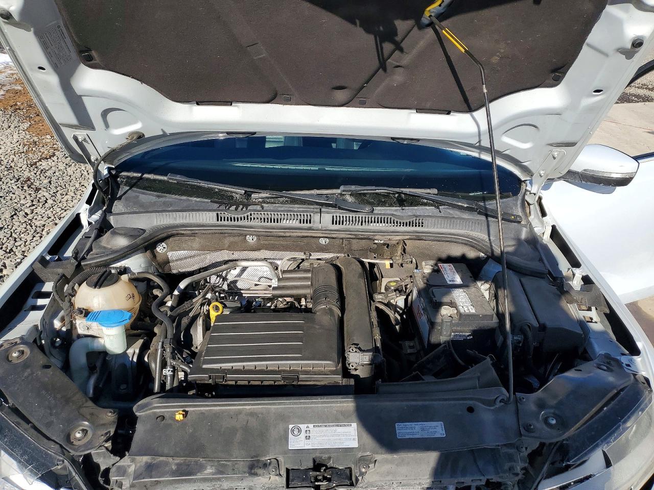 2017 VOLKSWAGEN JETTA SE photo 31