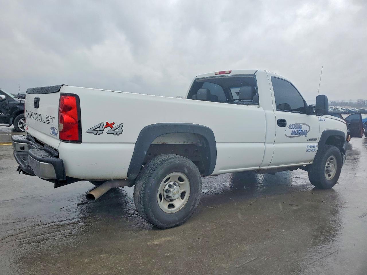 2004 CHEVROLET SILVERADO K2500 HEAVY DUTY photo 3