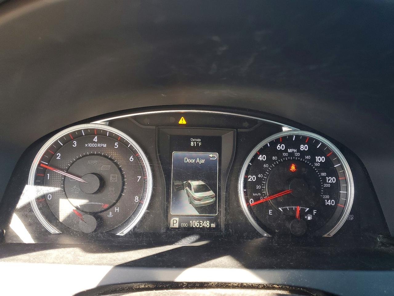 2016 TOYOTA CAMRY LE photo 17