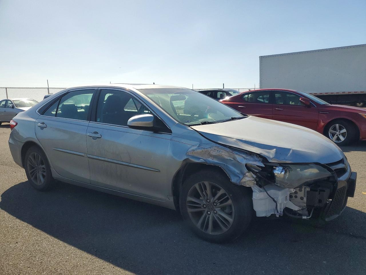 2016 TOYOTA CAMRY LE photo 7