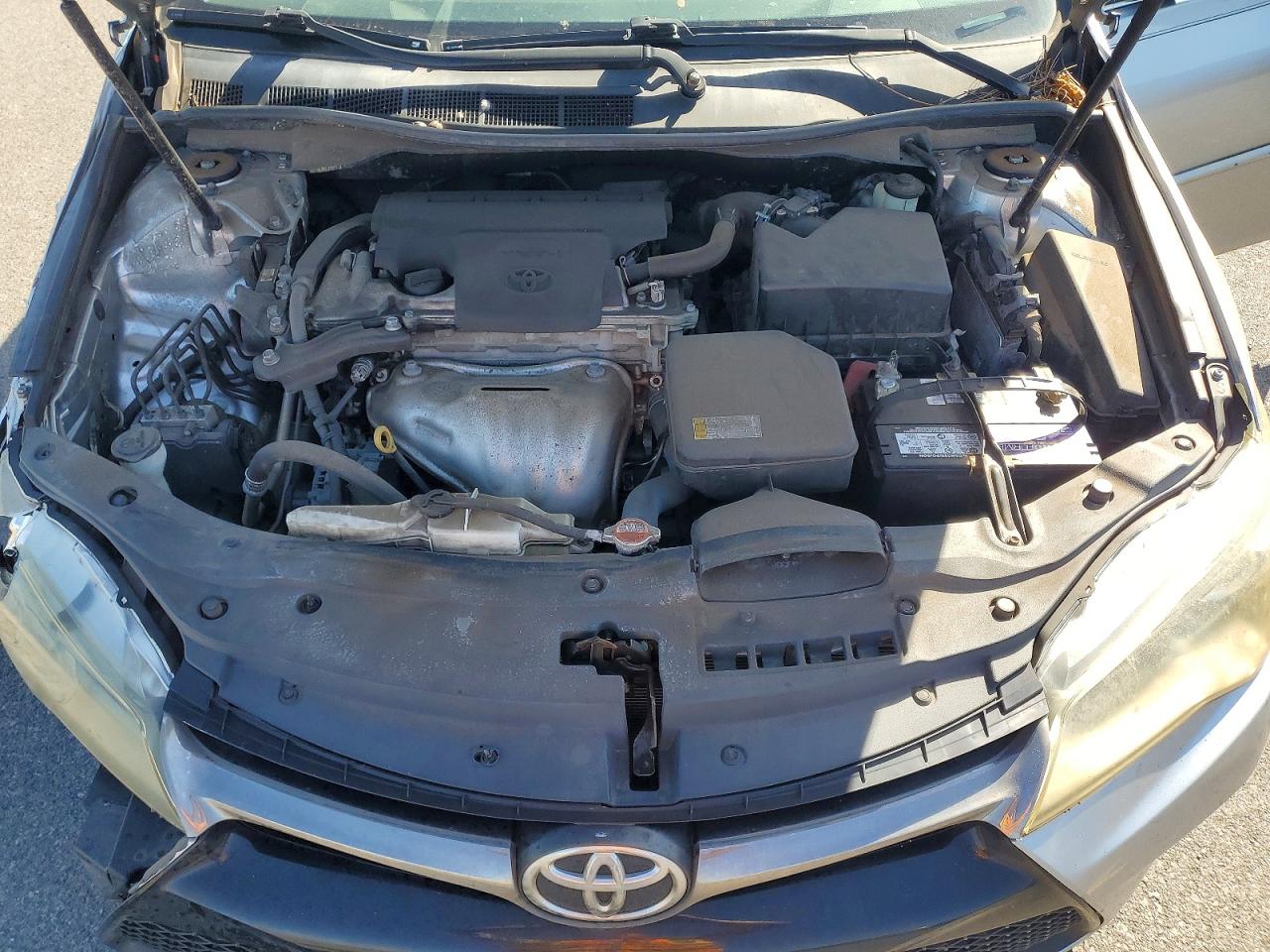 2016 TOYOTA CAMRY LE photo 21