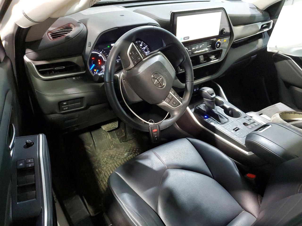 2023 TOYOTA HIGHLANDER HYBRID XLE photo 22