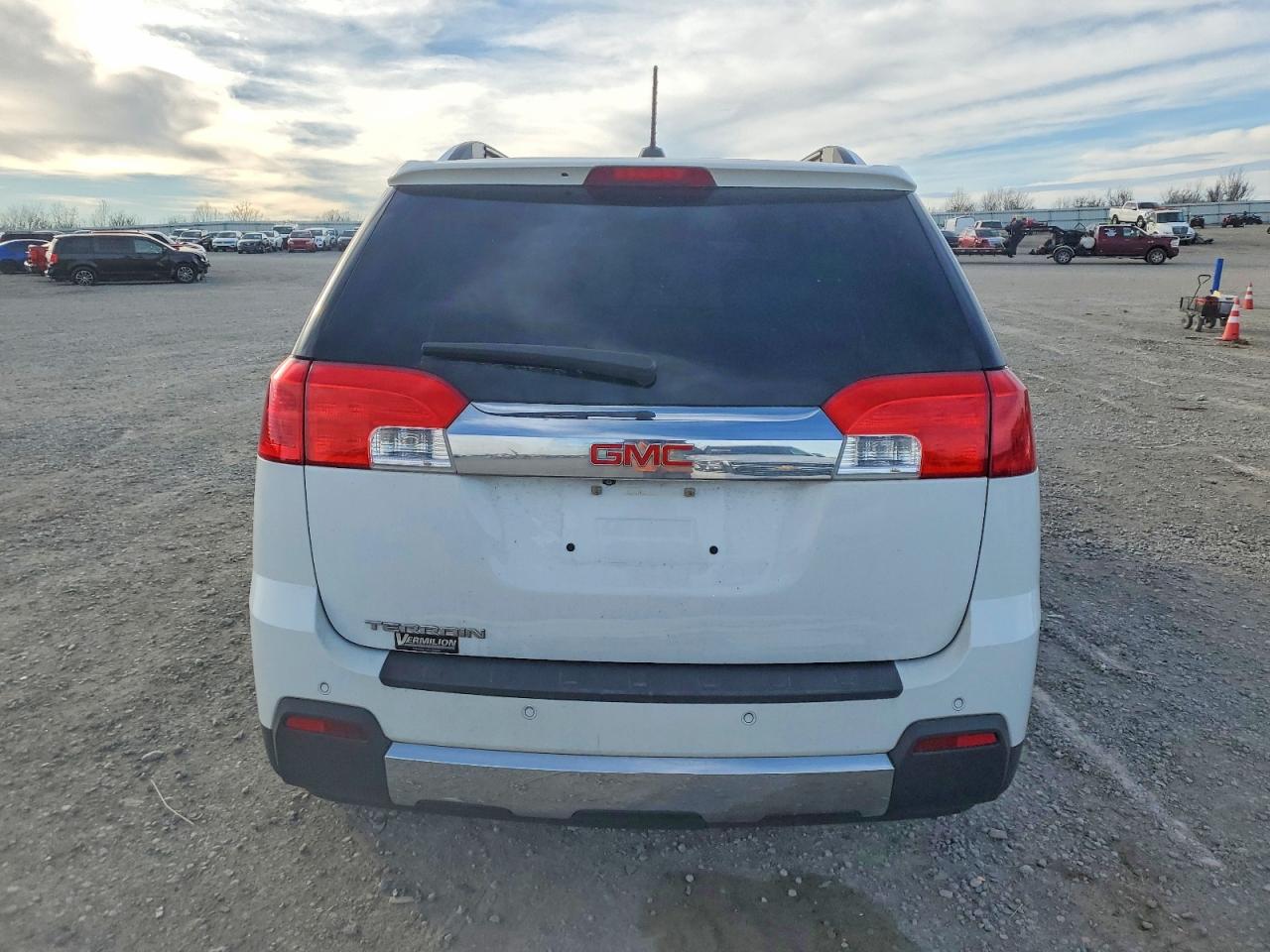2015 GMC TERRAIN SLT photo 11