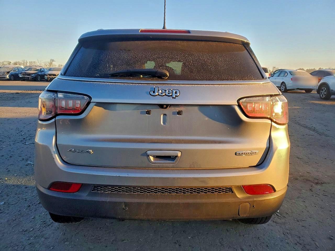 2022 JEEP COMPASS LATITUDE photo 6