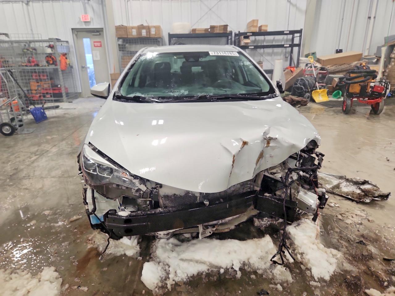 2019 TOYOTA COROLLA XLE photo 5