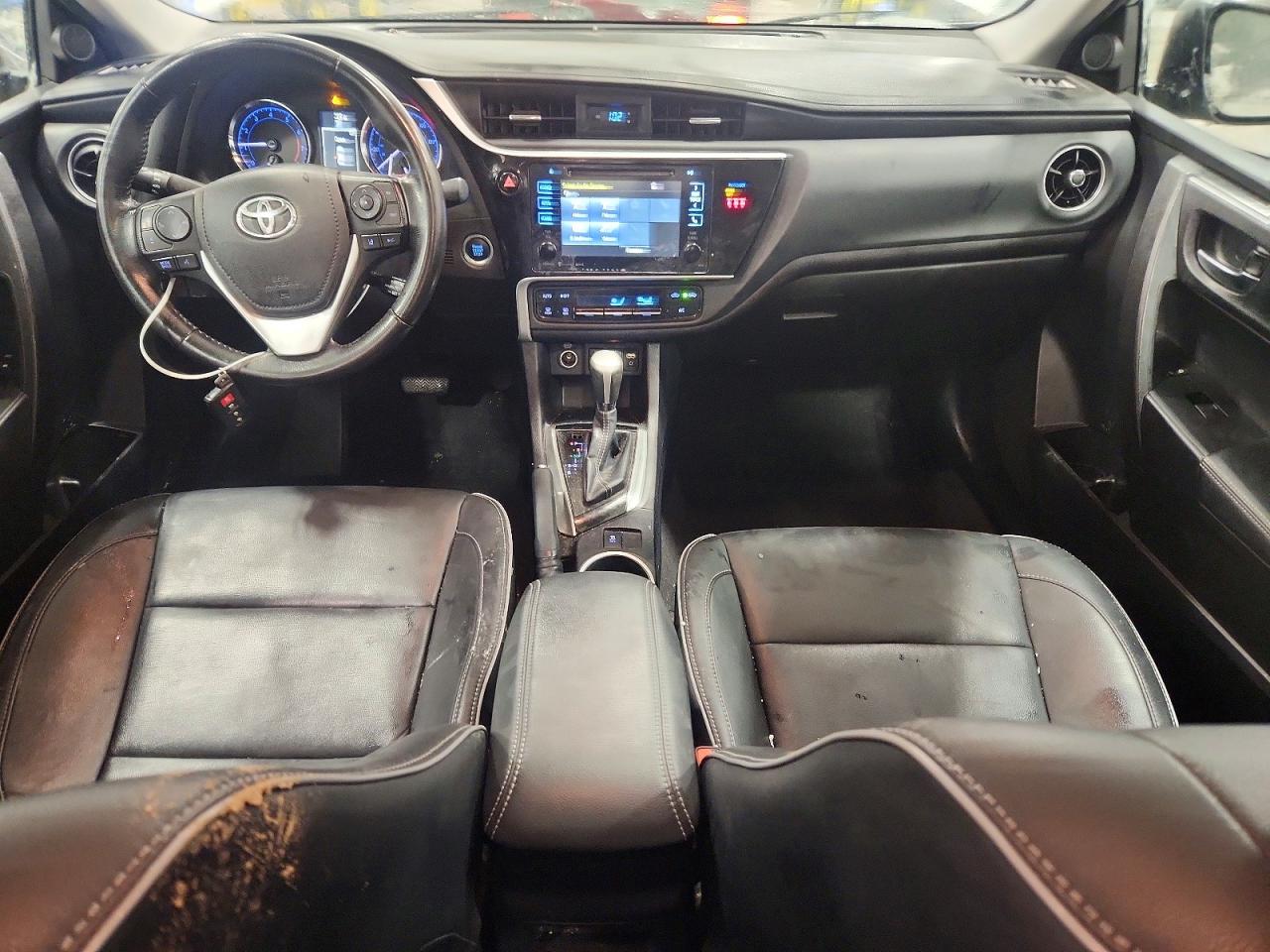 2019 TOYOTA COROLLA XLE photo 8