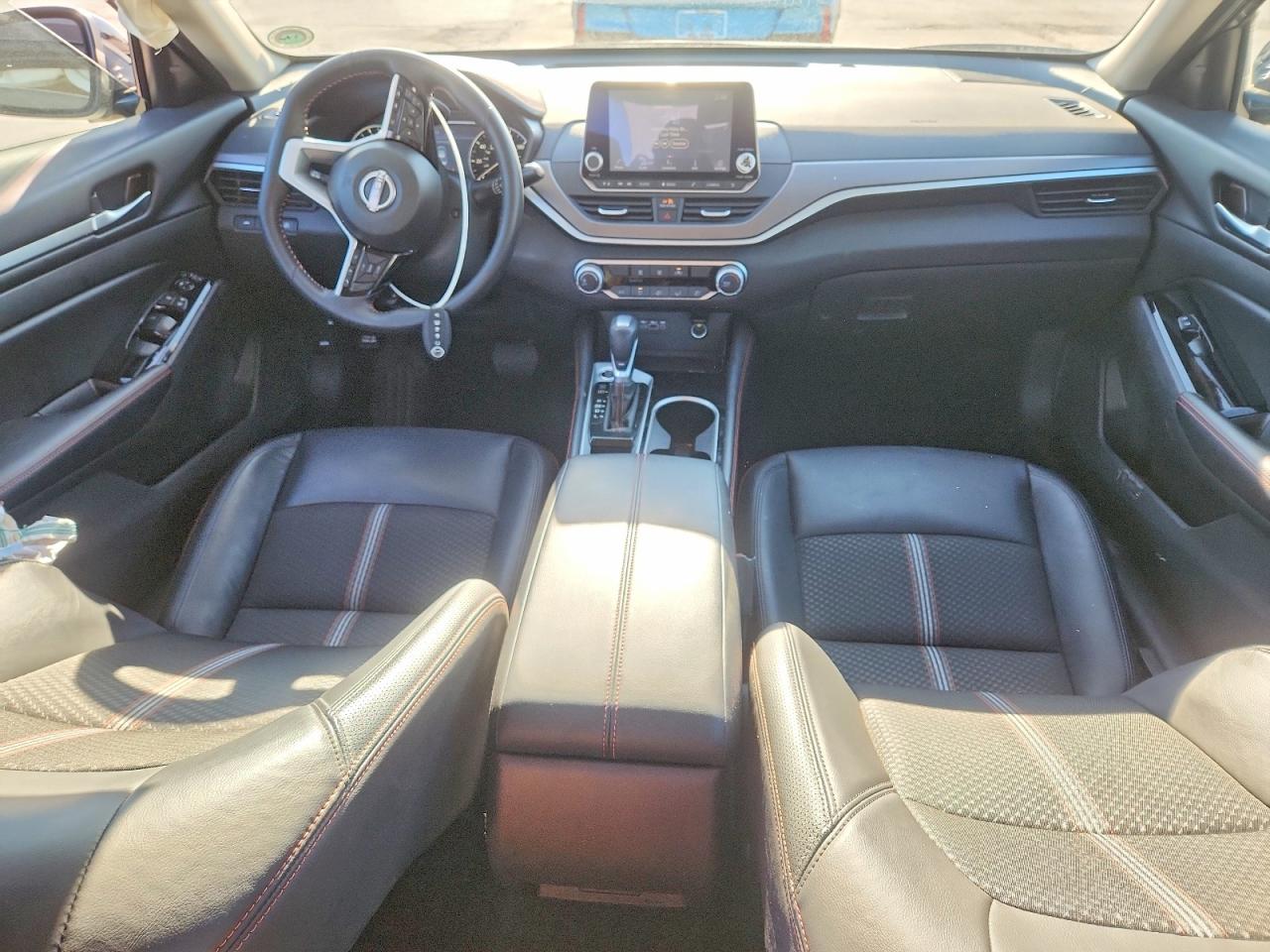 2025 NISSAN ALTIMA 2.5 SR photo 8