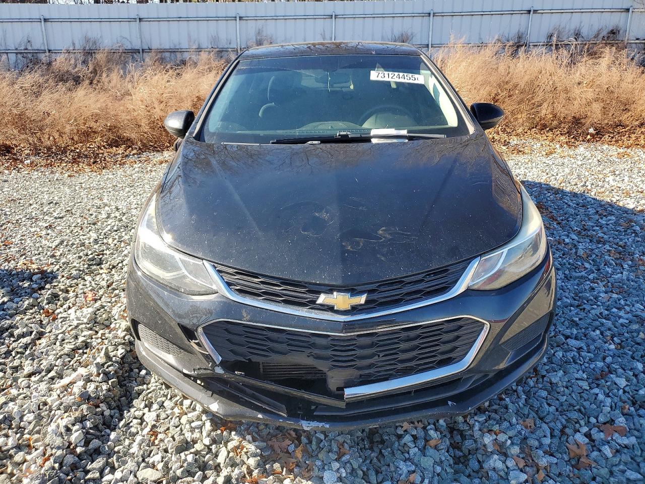 2017 CHEVROLET CRUZE LT photo 5