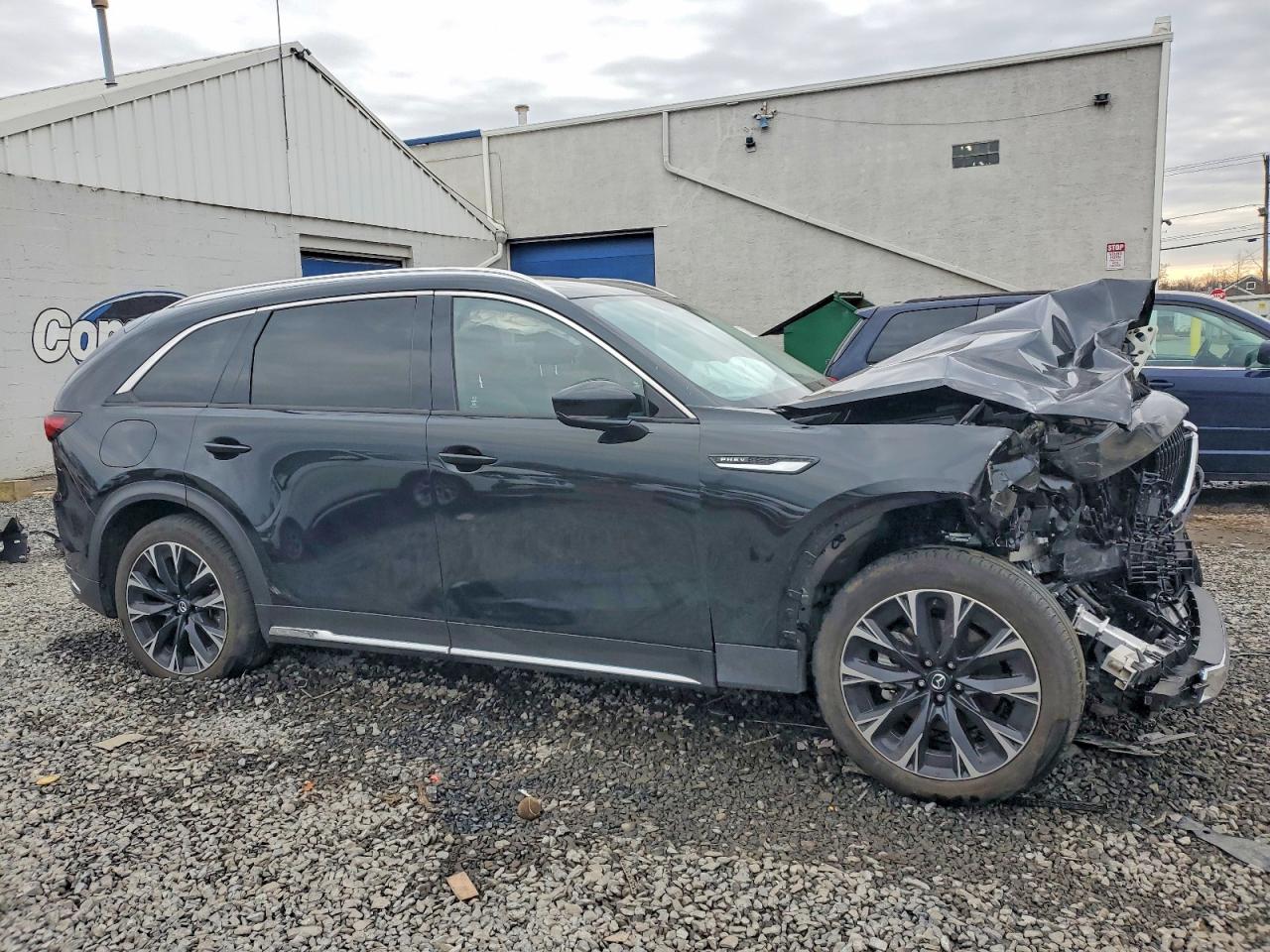2024 MAZDA CX-90 PREMIUM photo 4