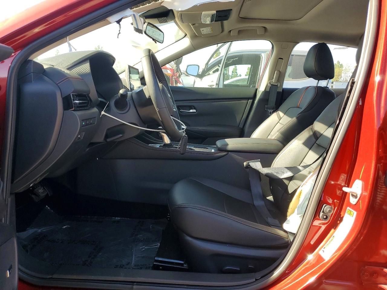2025 NISSAN SENTRA SR photo 7