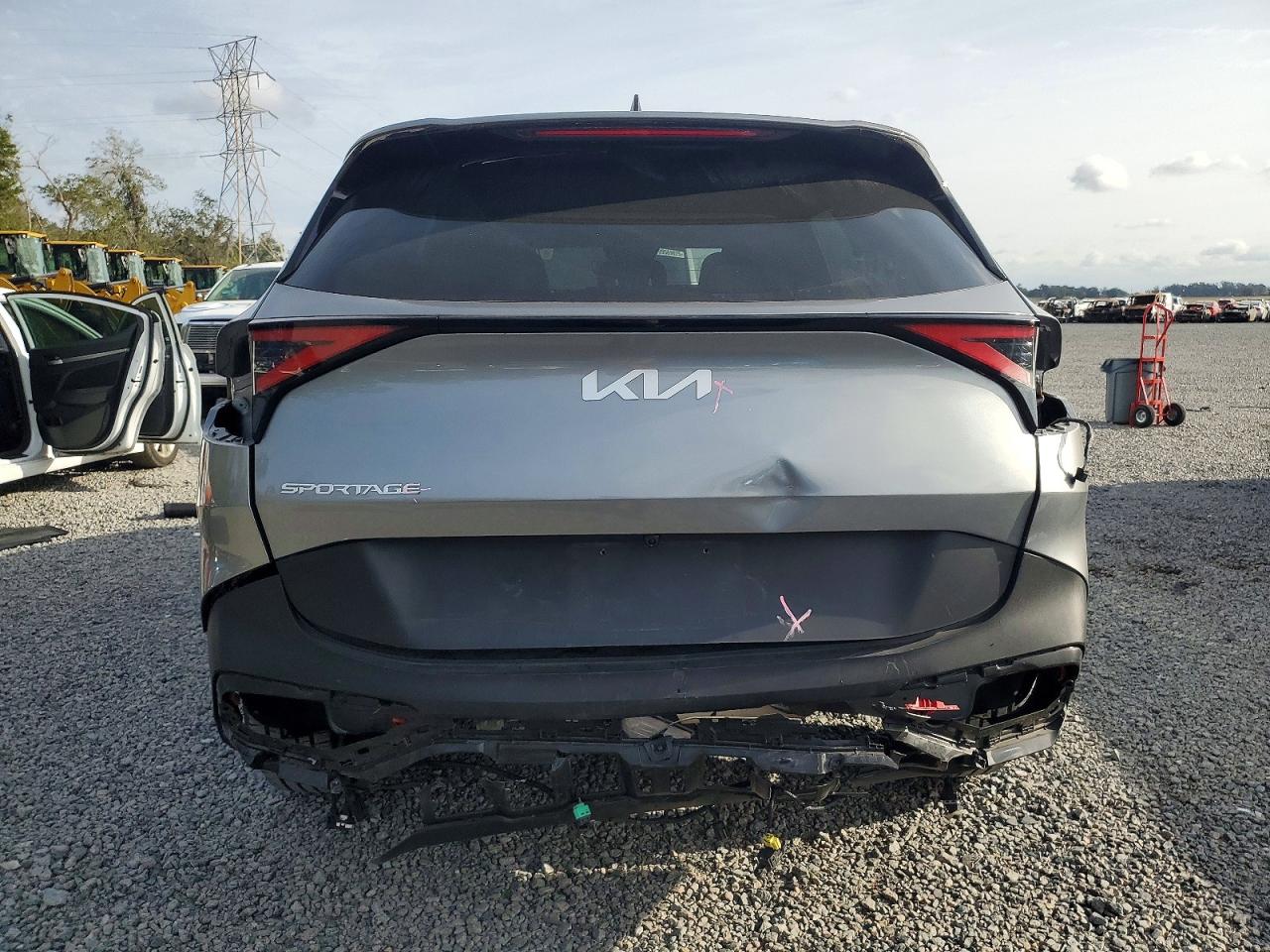2023 KIA SPORTAGE LX photo 16