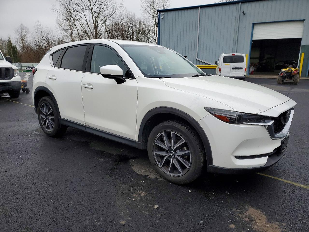 2017 MAZDA CX-5 GRAND TOURING photo 4