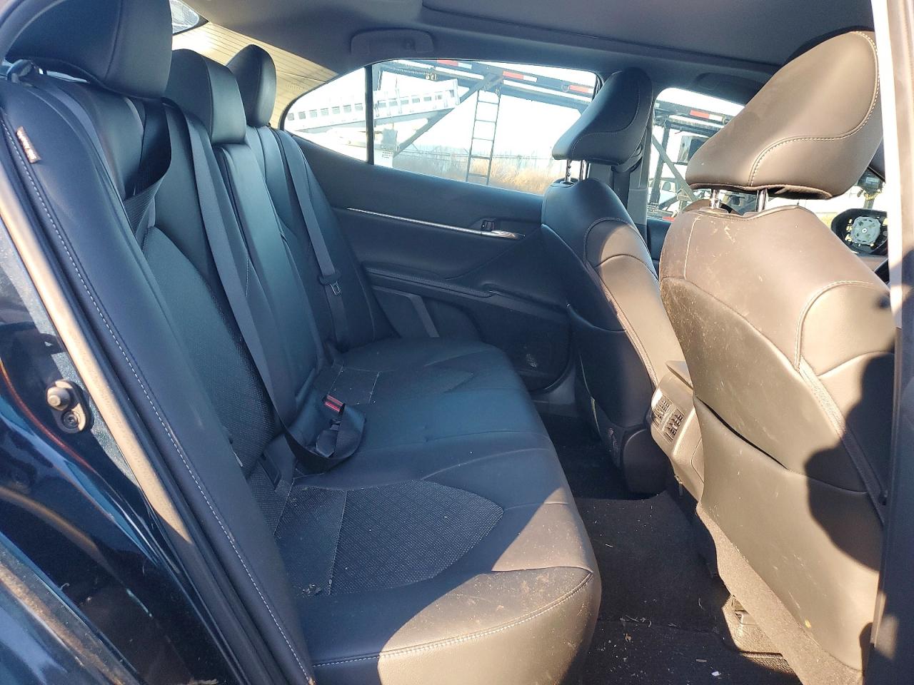 2020 TOYOTA CAMRY XSE photo 19