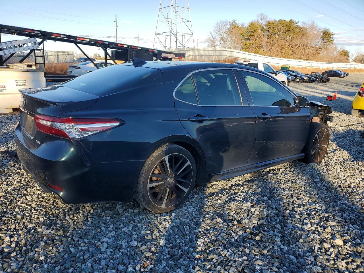 2020 TOYOTA CAMRY XSE photo 5