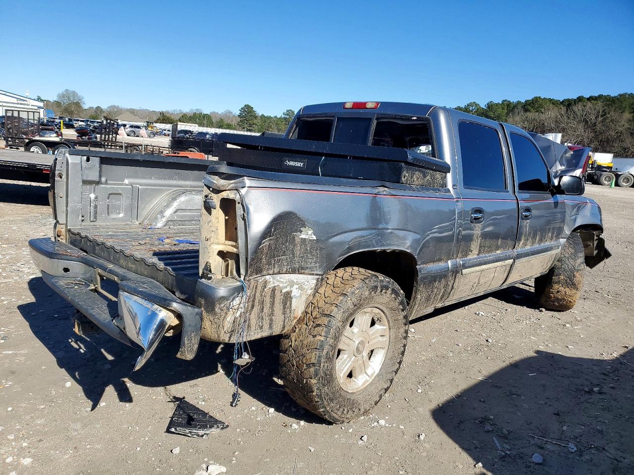 2006 CHEVROLET SILVERADO K1500 photo 3