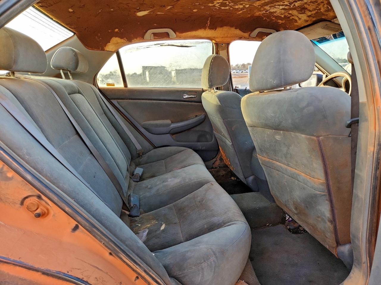 2003 HONDA ACCORD LX photo 19