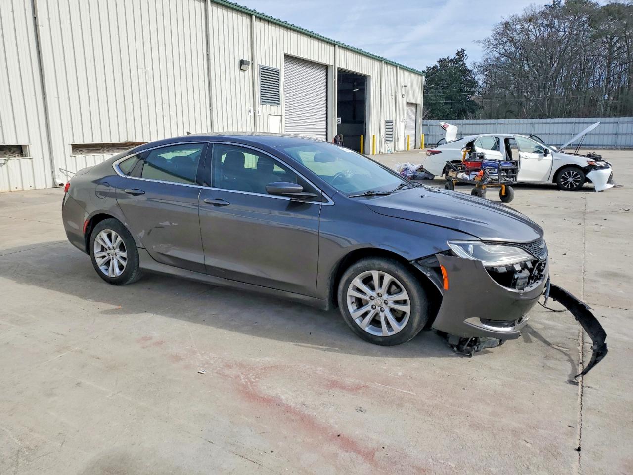 2016 CHRYSLER 200 LIMITED photo 4