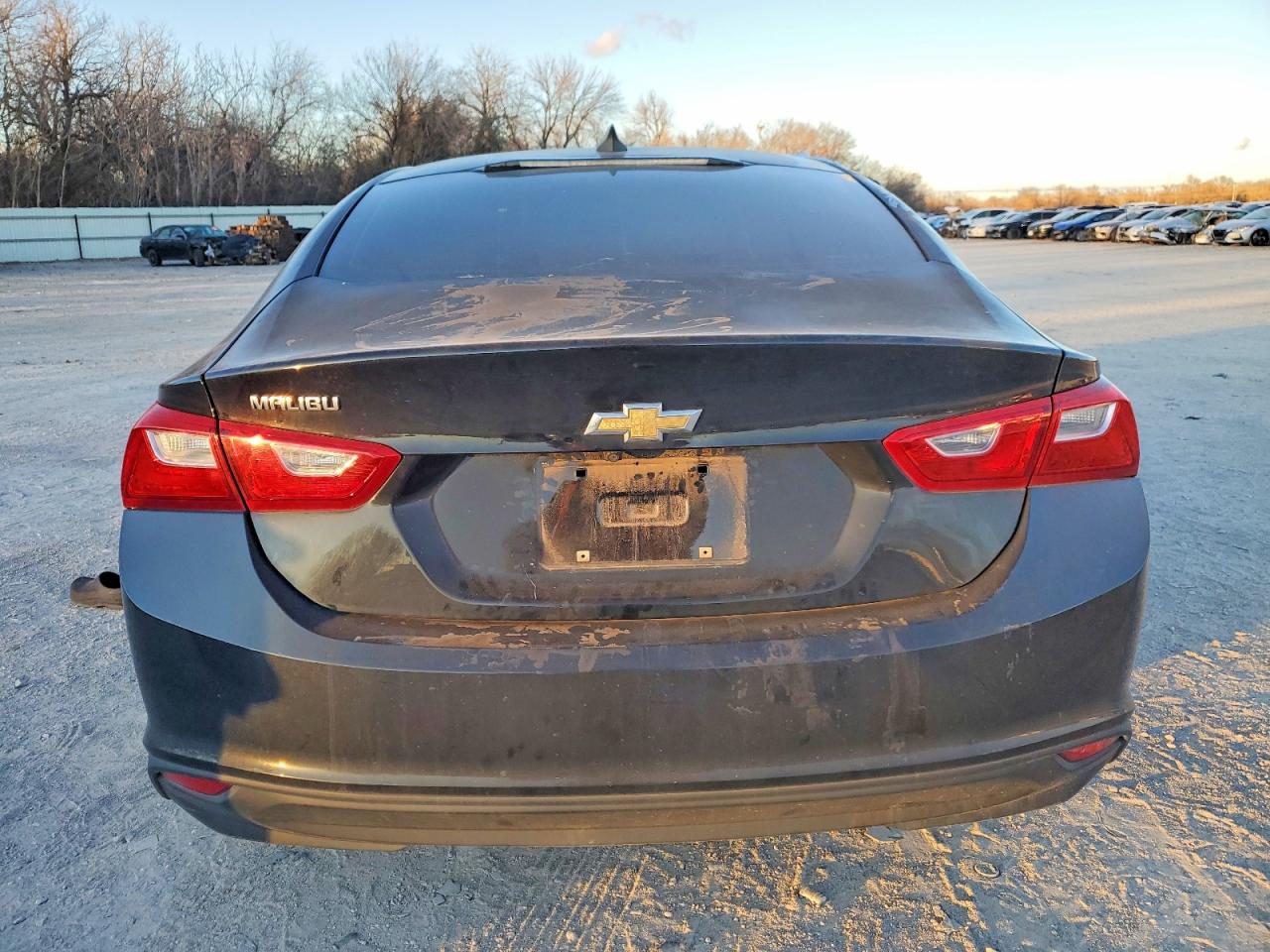 2017 CHEVROLET MALIBU LS photo 6