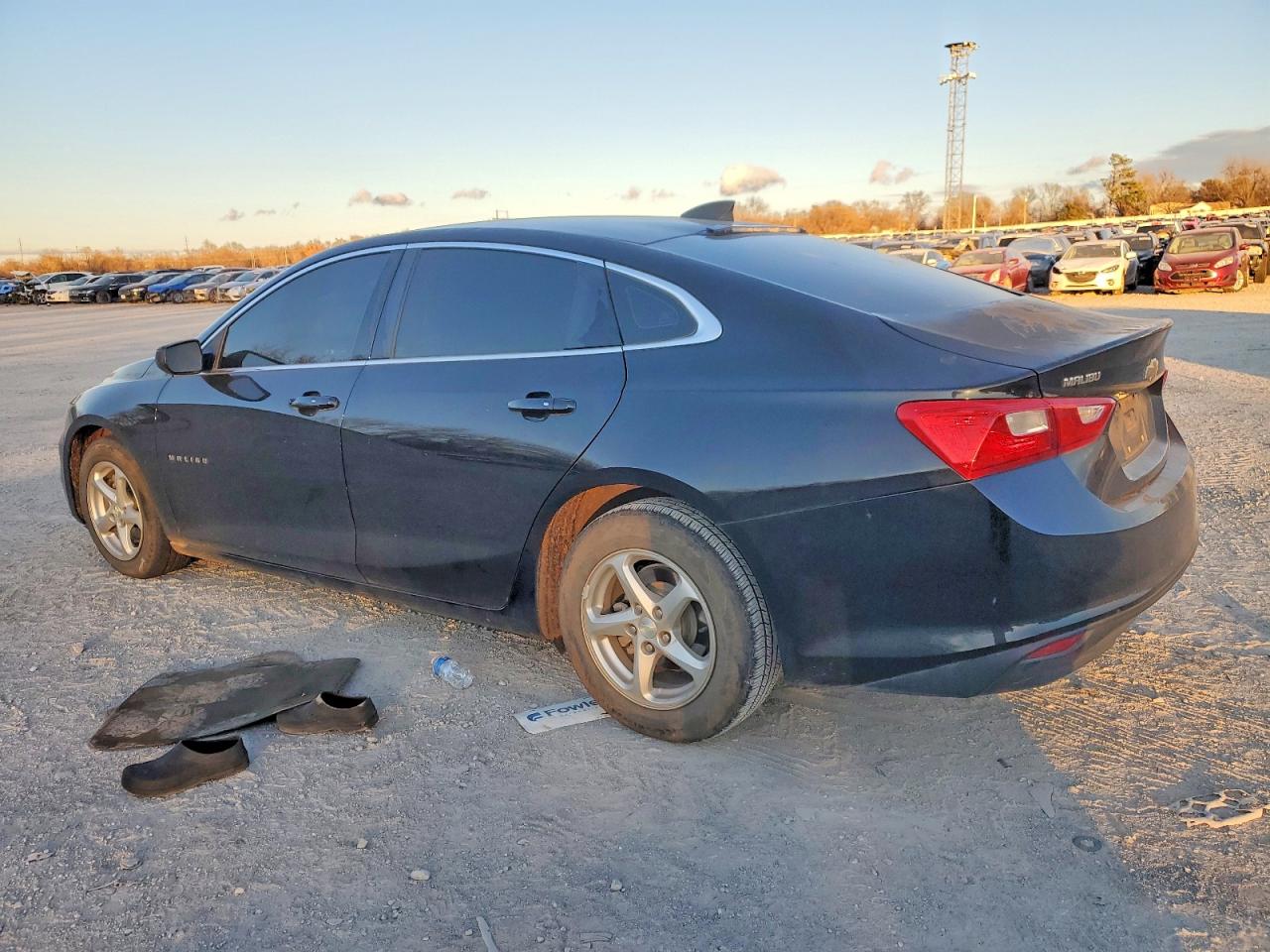 2017 CHEVROLET MALIBU LS photo 2