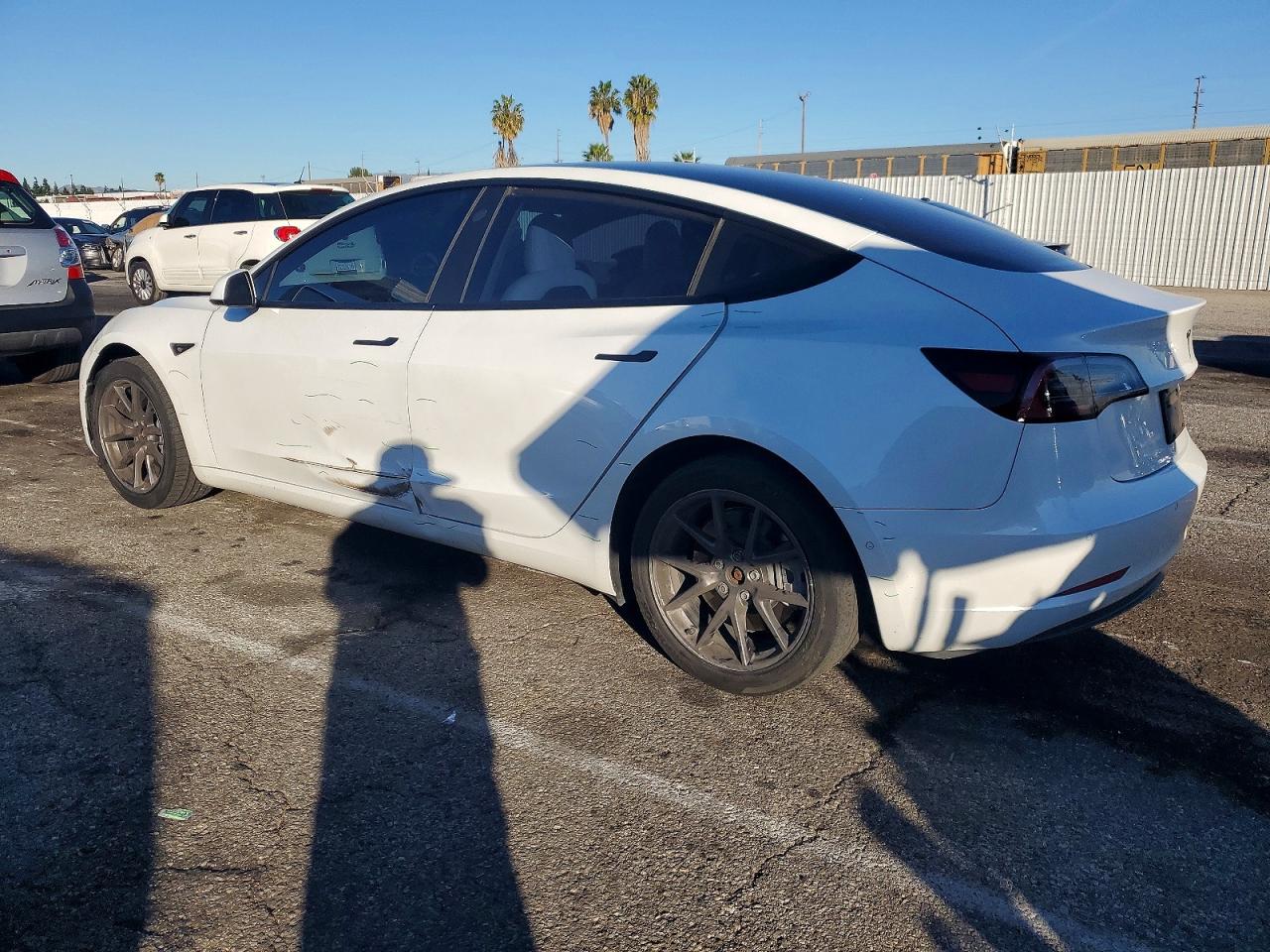 2022 TESLA MODEL 3 photo 3